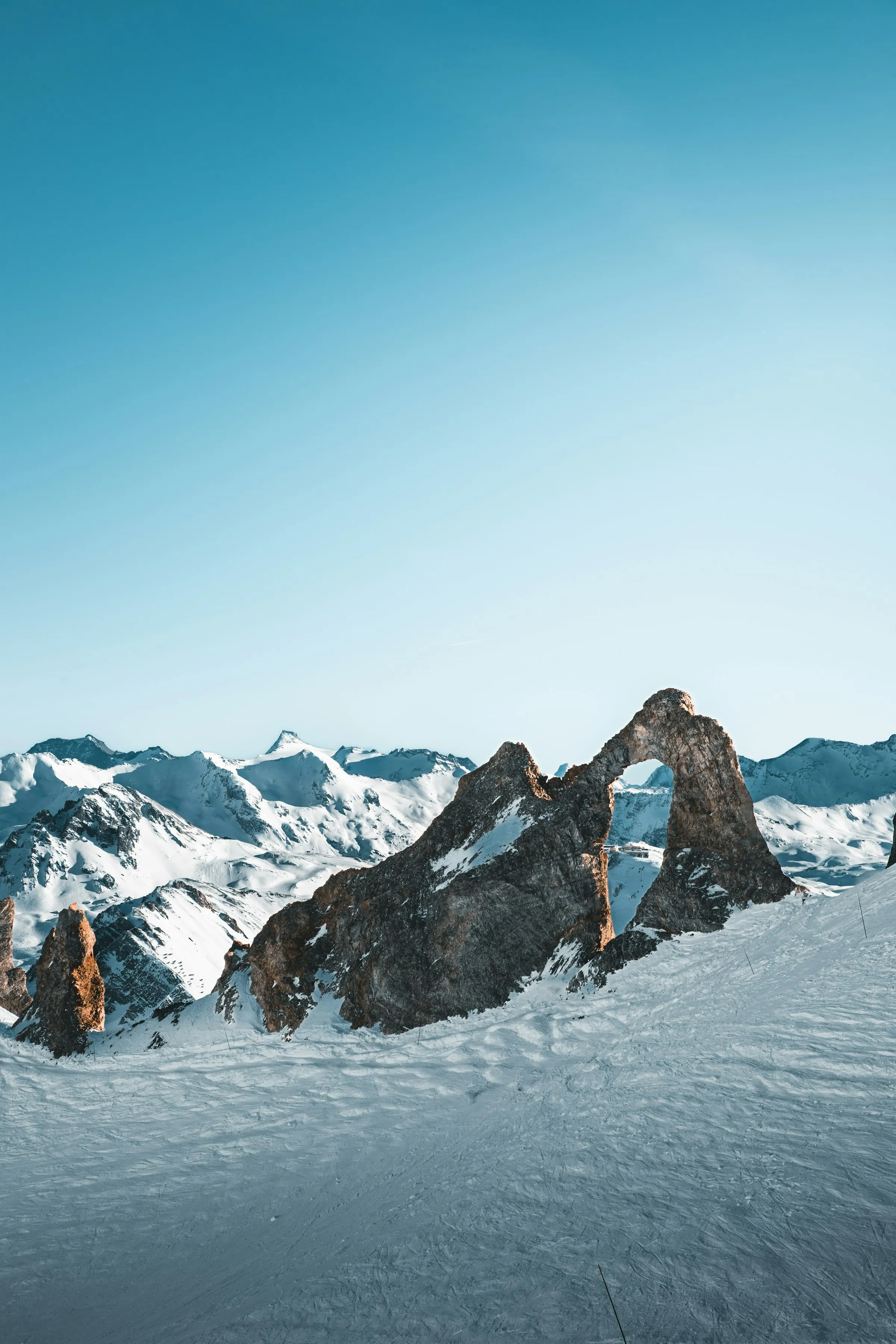Near Les Barmes de l'Ours: Snowy slopes at Val d'Isère